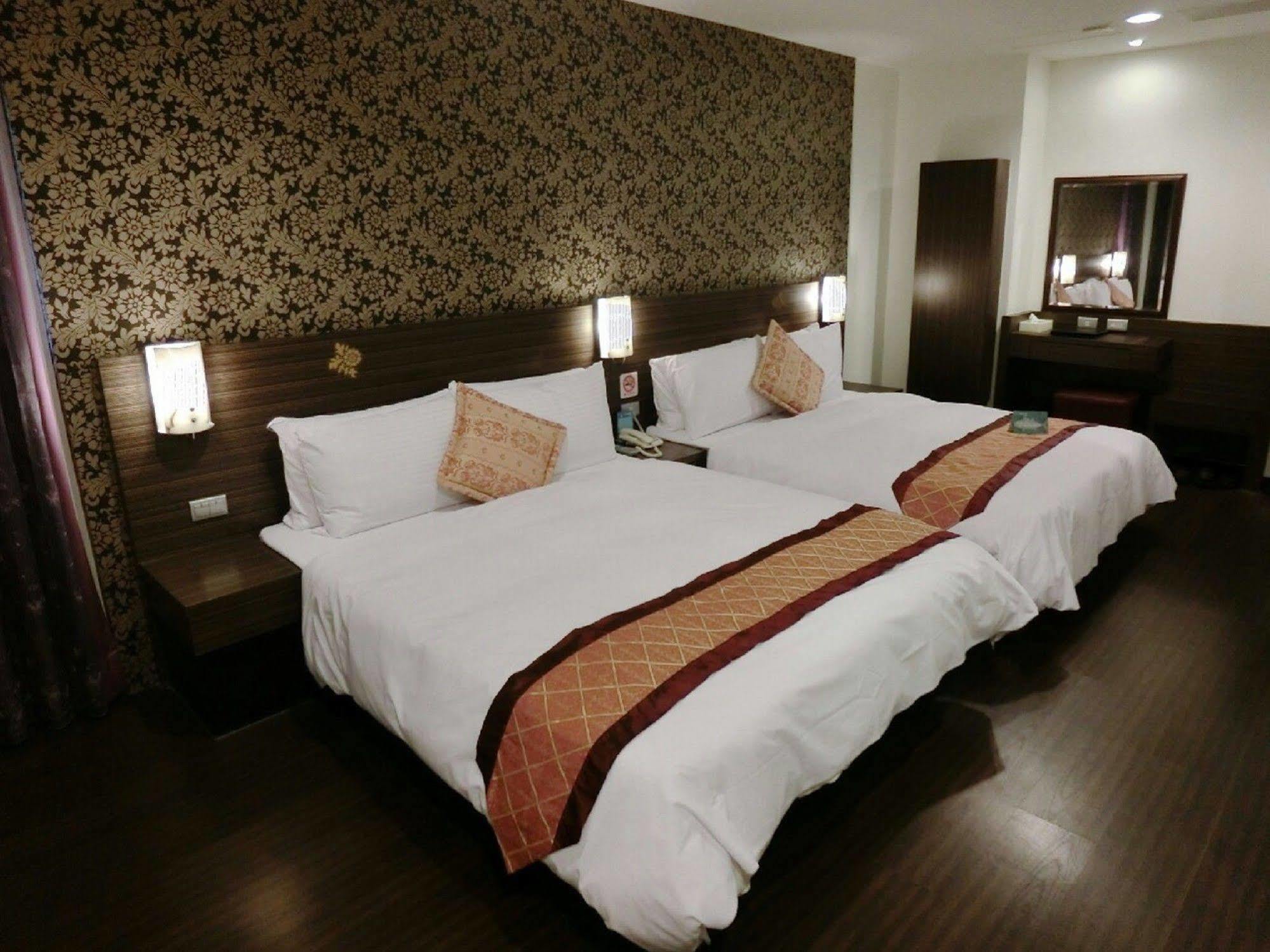 Fish Hotel - Yancheng Kaohsiung Luaran gambar